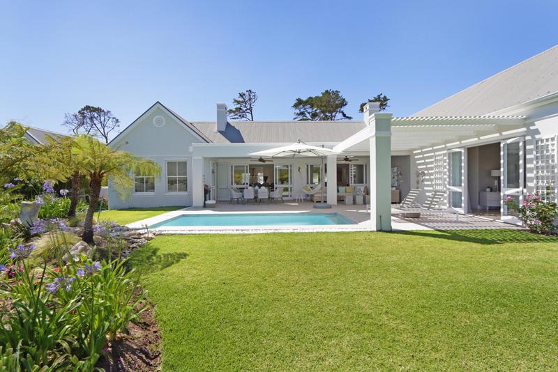 4 Bedroom Property for Sale in Steenberg Estate Western Cape